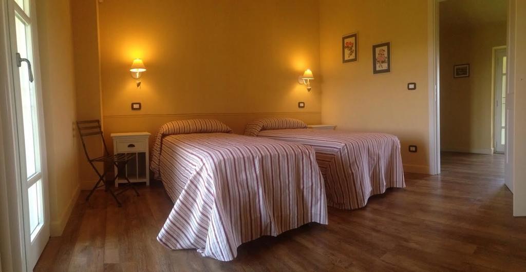 Cascina Rollone Villa Rocchetta Tanaro Kültér fotó
